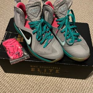 Nike LeBron 9 P.S. Elite 9.5